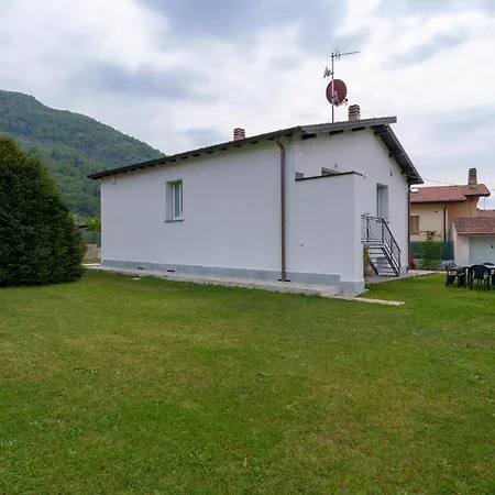 Holiday home Casa Acqua Dolce